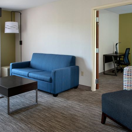 Holiday Inn Express Great Barrington By Ihg Zewnętrze zdjęcie